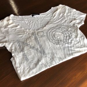 White distressed tee